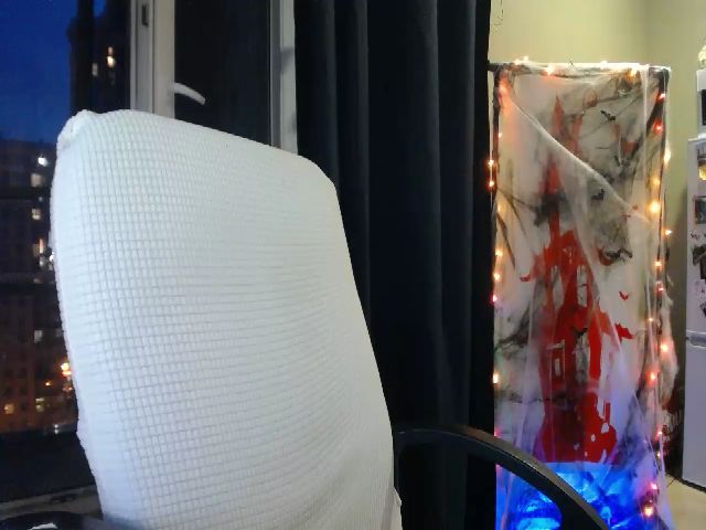 Live sex webcam photo for Angie_Wild #259475560