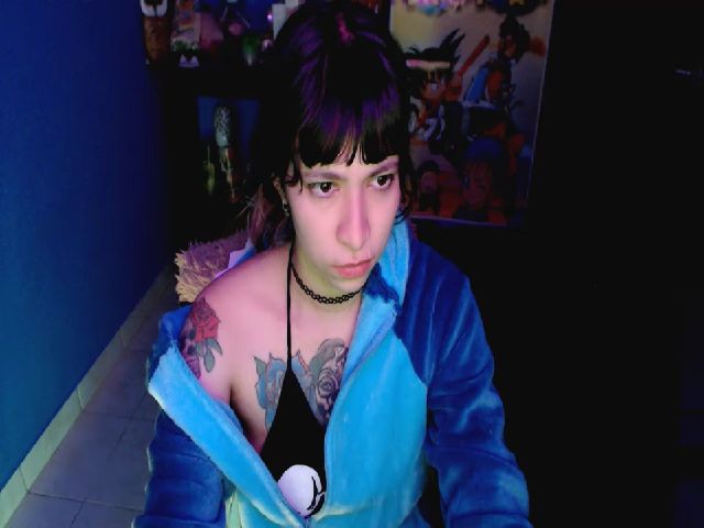 Live sex webcam photo for umaru_michae #253650420