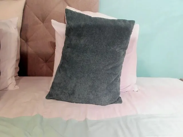 Live sex webcam photo for circenmilen #265463563