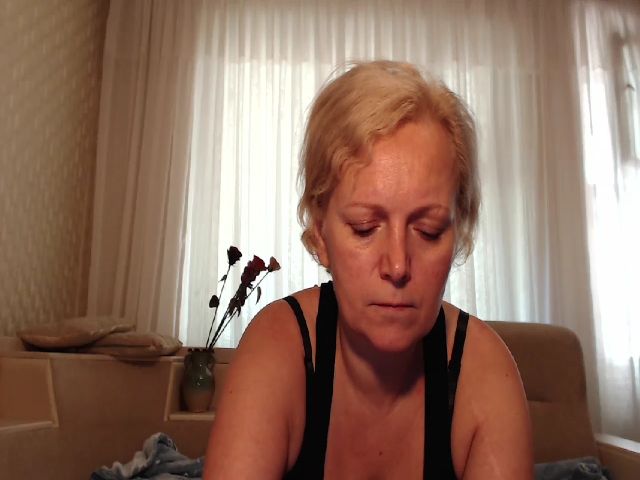 Live sex webcam photo for Ignasiyna #253021306