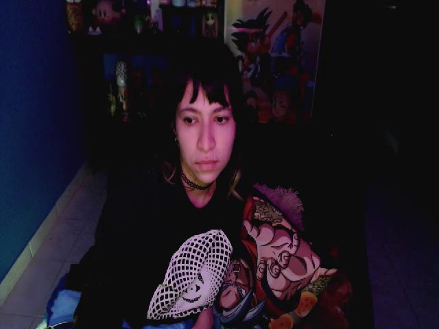 Live sex webcam photo for umaru_michae #255051660