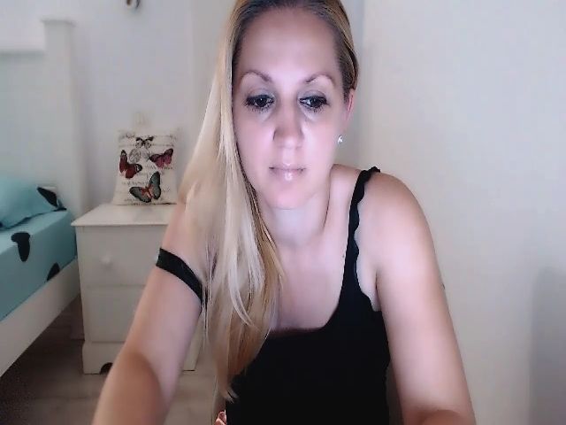 Live sex webcam photo for Sweet_Cris #252637440