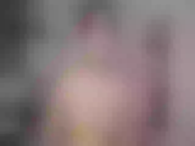 Live sex webcam photo for Noonalatin #256342212