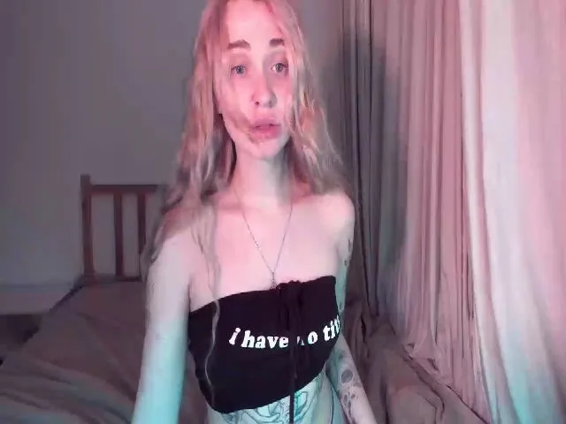 Live sex webcam photo for Uvirtualfrnd #253216032