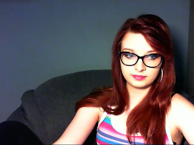 Live sex webcam photo for VirginLuna18 #263748442