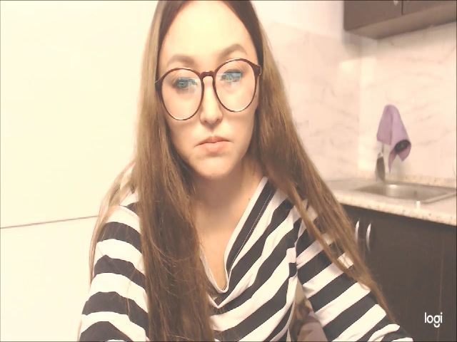 Live sex webcam photo for HrnyTeacher #252534851