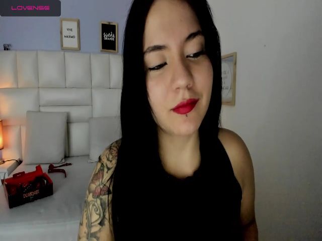 Live sex webcam photo for Rebeca__grey #254813852