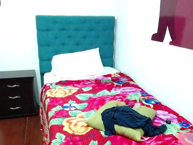 Live sex webcam photo for Ruby-Rose1 #252243507