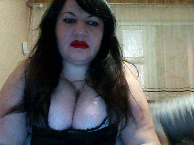 Live sex webcam photo for KleOSnow #241187785