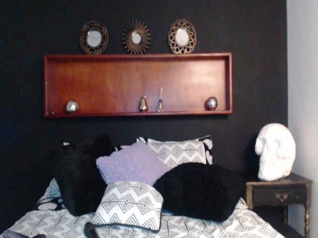 Live sex webcam photo for Moon_light__ #265236091