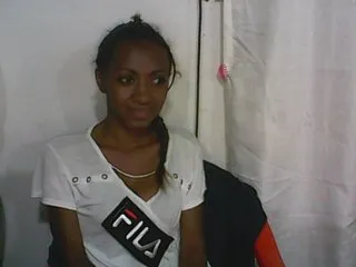 Live sex webcam photo for tinychloe #240696163
