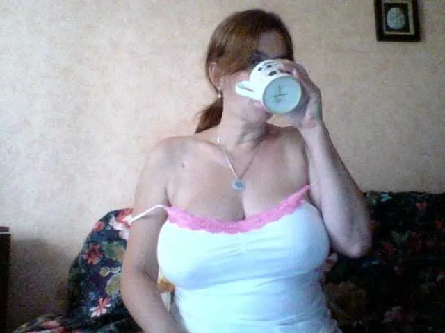 Live sex webcam photo for MssAngela #288008712