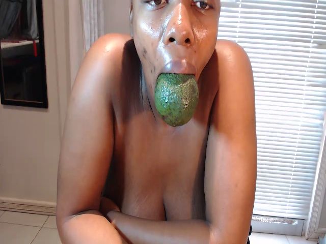 Live sex webcam photo for Africanbusty #262981840