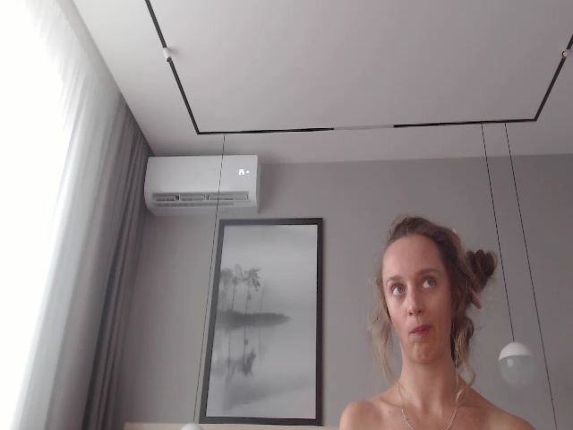 Live sex webcam photo for Innocent_Miss #262719027