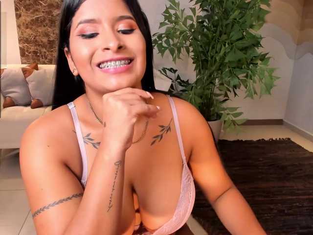 Live sex webcam photo for ChannelBrown #262535514