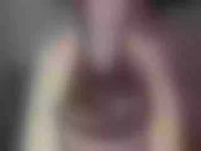 Live sex webcam photo for LycanGirl #264665686