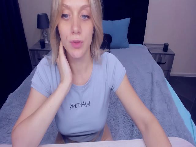 Live sex webcam photo for MeganKind #260515358