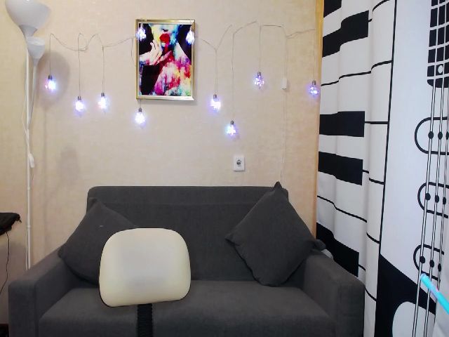 Live sex webcam photo for AmyWines #255610312