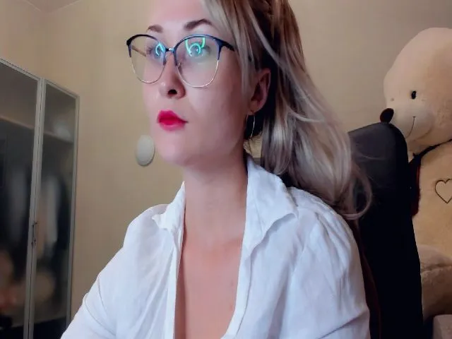 Live sex webcam photo for Mistress_Eva_ #252313808