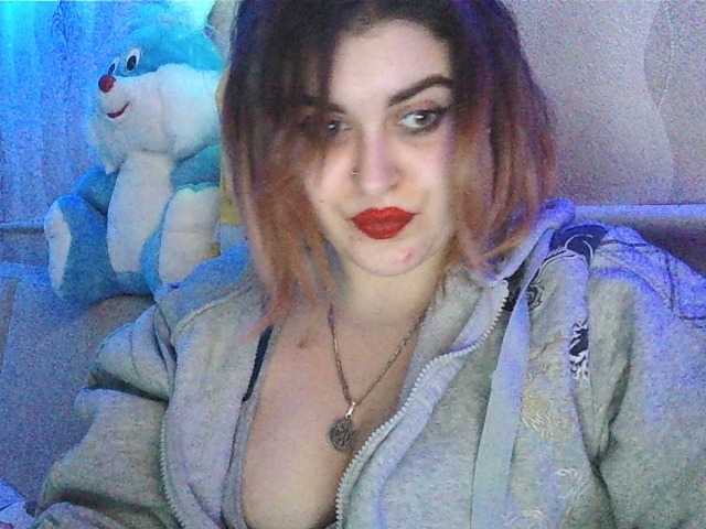 Live sex webcam photo for LeraOGirl #241236410