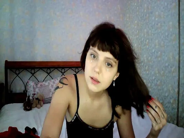 Live sex webcam photo for LiLMasha #253791694