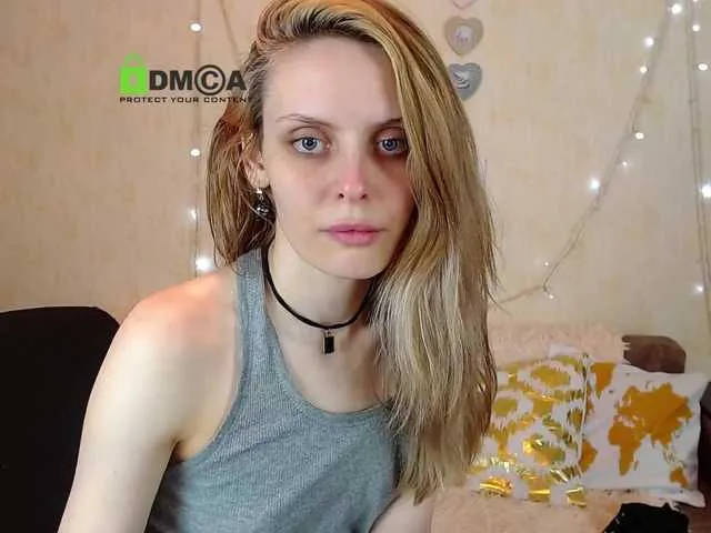 Live sex webcam photo for gloriawoo #241262836