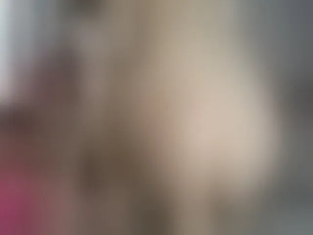 Live sex webcam photo for Msschloe_ #253949429
