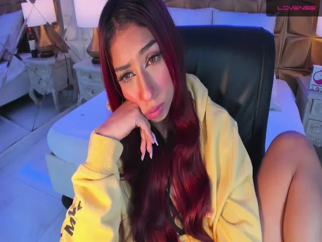 Live sex webcam photo for CandyLaw_ #262146128