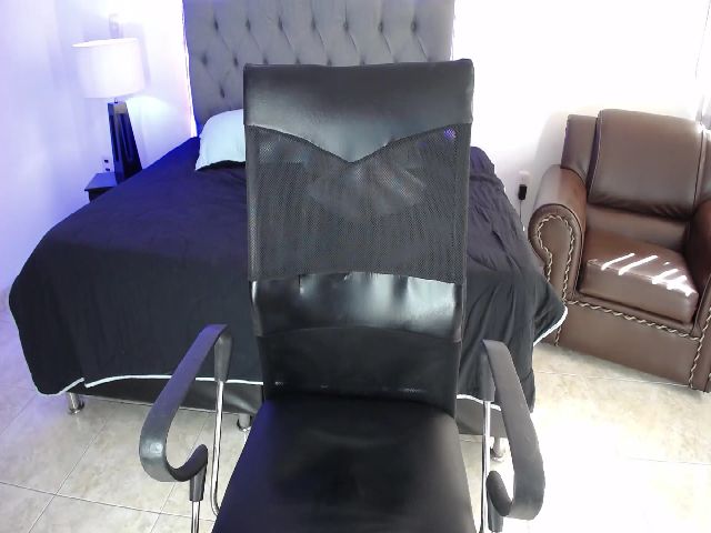 Live sex webcam photo for Sasha_cameron #256042796