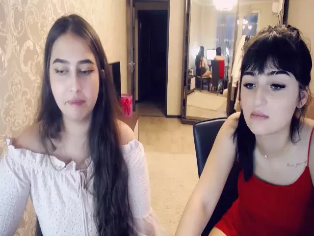 Live sex webcam photo for Hot__Moon #262207892