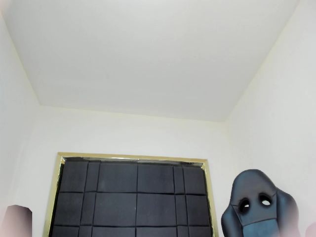 Live sex webcam photo for Marnie_Jones #254014579