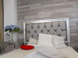 Live sex webcam photo for MissElisabeth #251703284