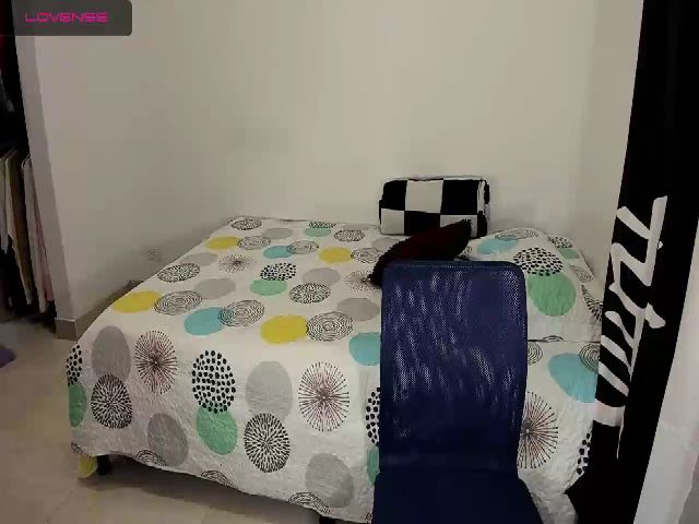 Live sex webcam photo for Rebeccawild_ #261798708