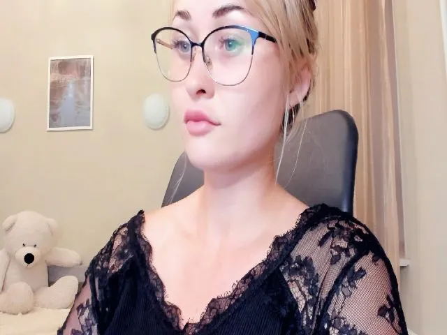 Live sex webcam photo for Mistress_Eva_ #256523200