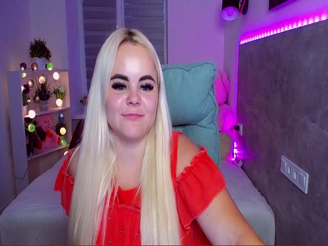 Live sex webcam photo for Jenni__fer #252687353