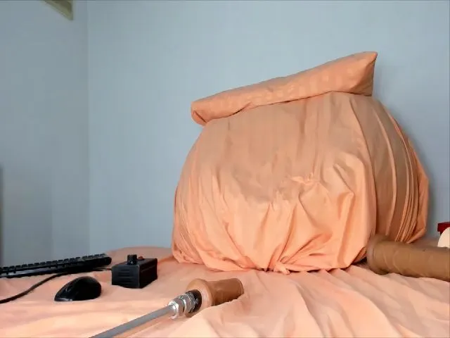 Live sex webcam photo for Sweetgoddess2 #258849777