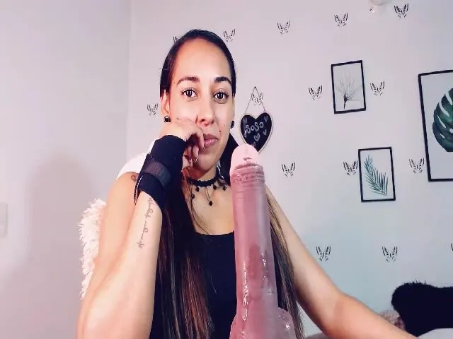 Live sex webcam photo for Tamy_bennett #262154829