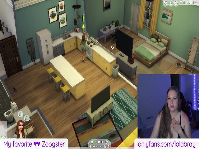 Live sex webcam photo for LolaBray_ #256138063