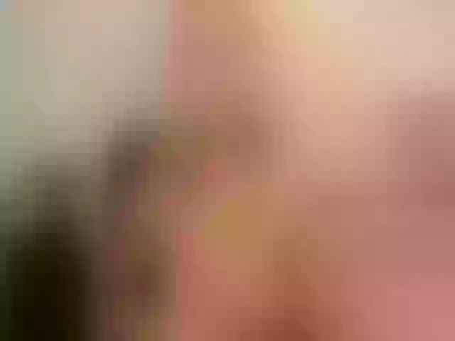 Live sex webcam photo for LoreenThornon #256622456