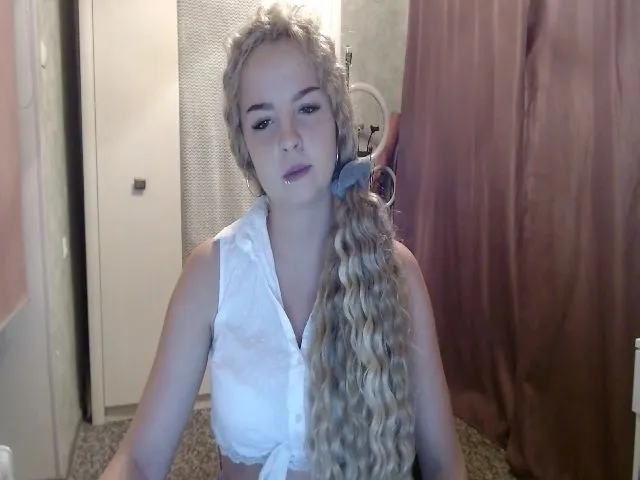 Live sex webcam photo for Lio_noy #258324217