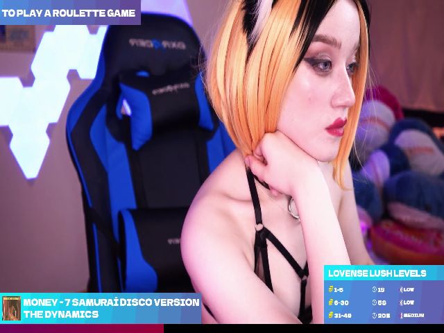 Live sex webcam photo for Annie_may_ #258383045