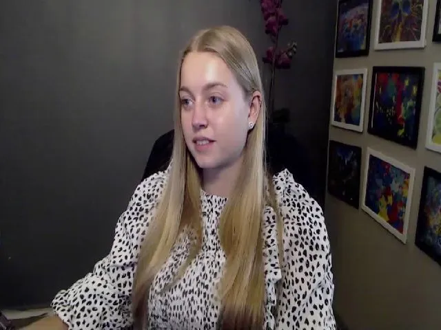 Live sex webcam photo for LUSTerica #263616567