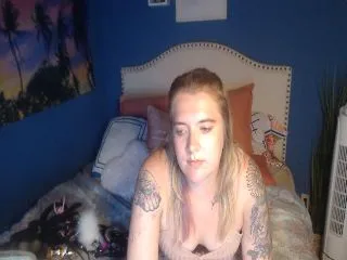 Live sex webcam photo for SnowWhiteXxxx #252097973