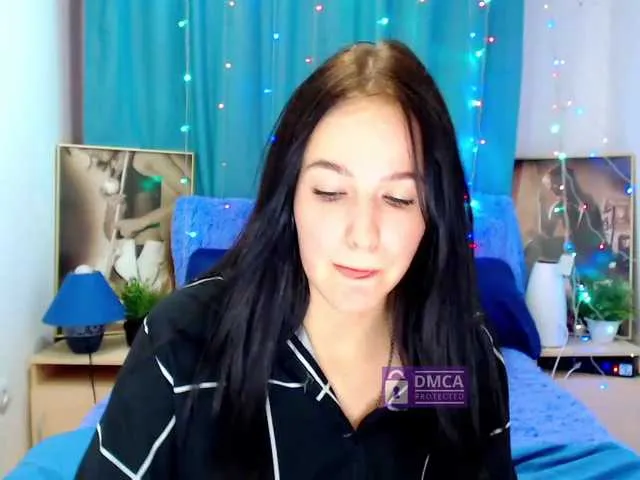 Live sex webcam photo for RavonaLod #251030784