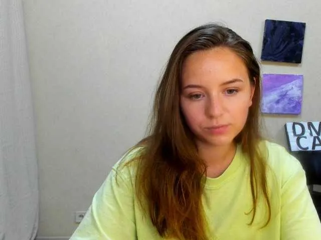 Live sex webcam photo for SailenaRey #260625130