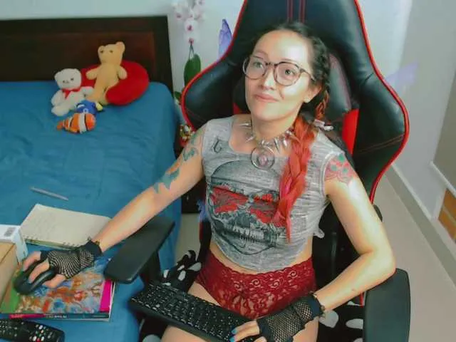 Live sex webcam photo for pink2019 #241302997