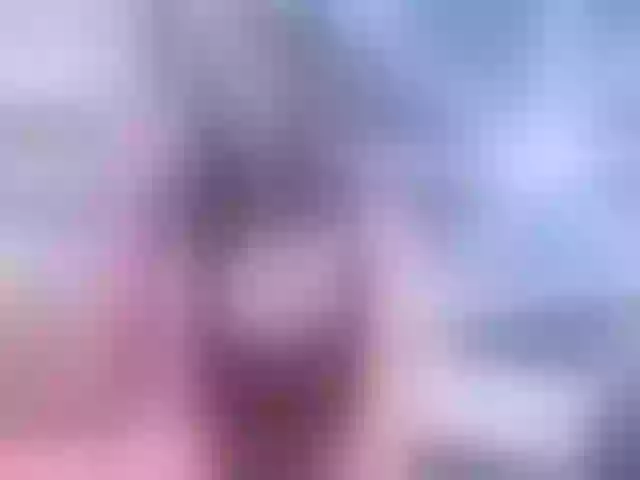 Live sex webcam photo for Sun-kissed1 #241284352