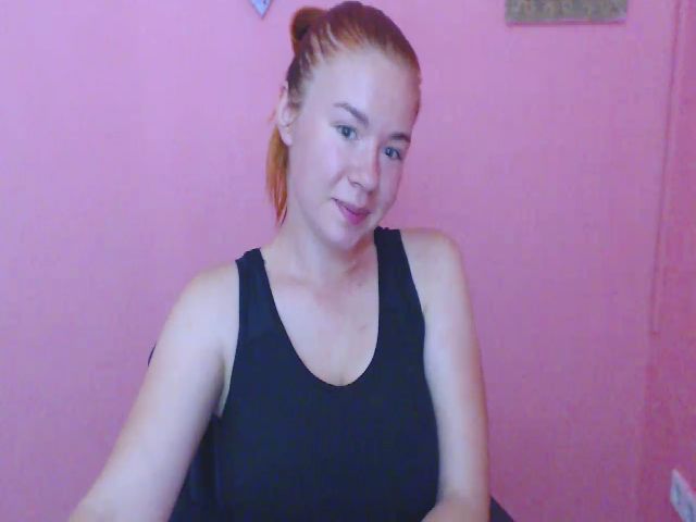 Live sex webcam photo for JiMiola #261143728