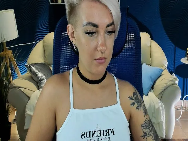 Live sex webcam photo for AkioTy #265430199