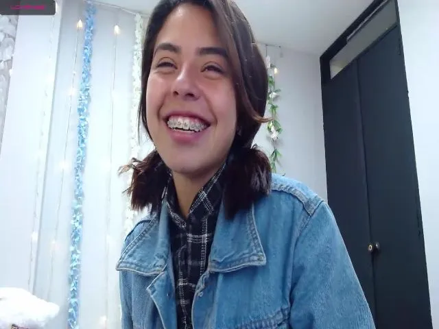 Live sex webcam photo for Cathryskyy #261214776